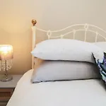 Coastal Retreat * 斯卡伯勒