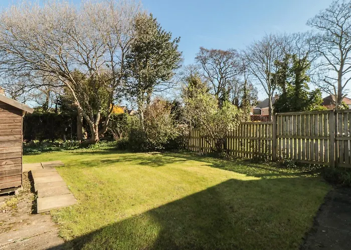 Coastal Retreat בית נופש