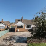 Coastal Retreat * 스카버러
